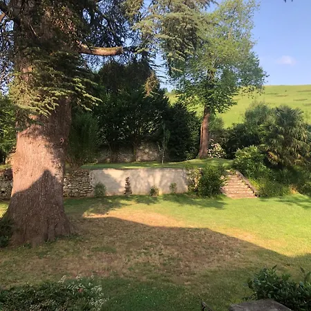 - Maison De Maitre Du Xviie Saint-Pé-de-Bigorre